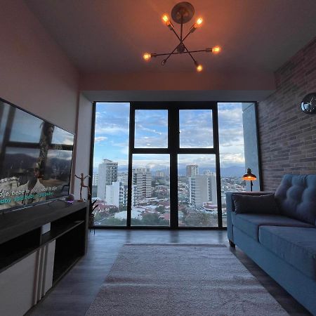 Cosmopolitan Apt 1407, 5 Star Facilities, 15M Sjo Airport, Parking, Pool, Gym San José Esterno foto