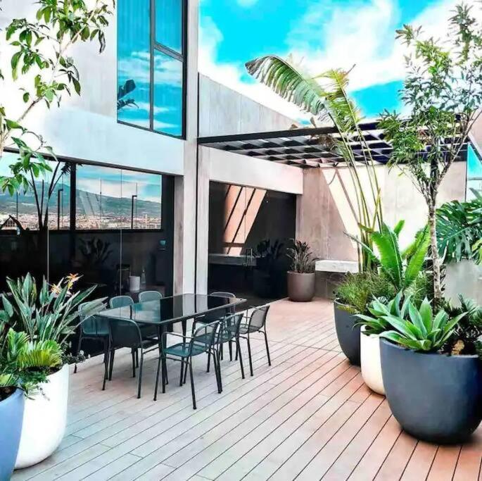 Cosmopolitan Apt 1407, 5 Star Facilities, 15M Sjo Airport, Parking, Pool, Gym San José Esterno foto